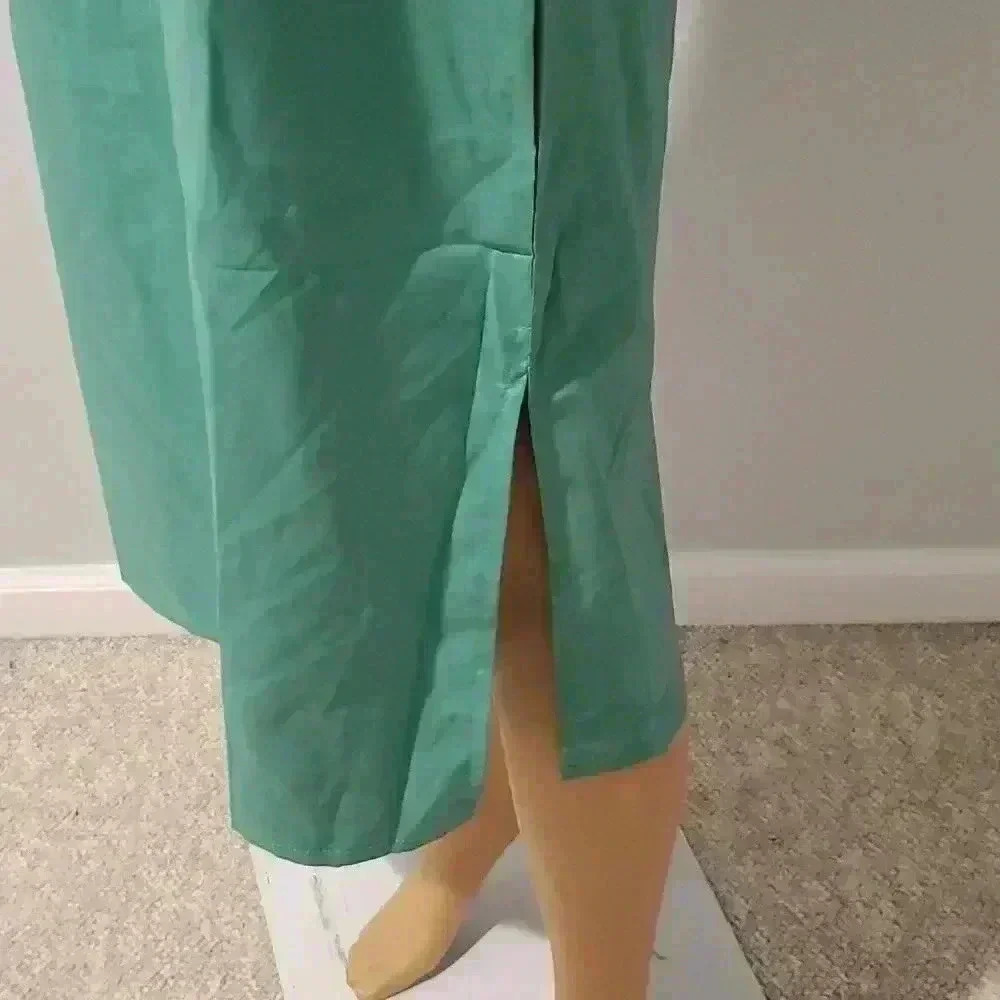 Dress - Picture 3 of 5